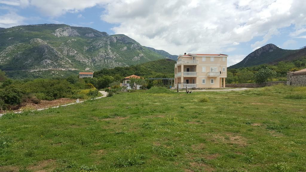 Buljarica Bay Apartments Petrovac Exterior foto