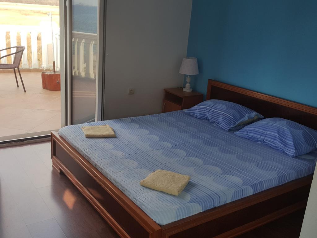 Buljarica Bay Apartments Petrovac Exterior foto
